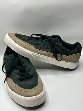 Nike SB Malor Seaweed Khaki Phantom men’s 10